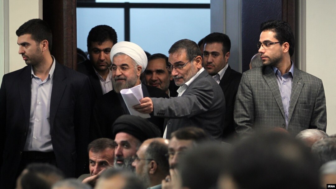 علی شمخانی در کنار حسن روحانی