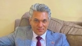 امین سوفیامهر، فعال سیاسی پادشاهی‌خواه و دانش‌آموختهٔ فلسفه و روابط بین‌الملل