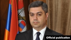 Кандидат на пост президента ФФА, директор Службы национальной безопасности Армении Артур Ванецян (архив)