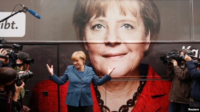 Merkel, uprkos svemu, ima značajnu prednost uoči izbora