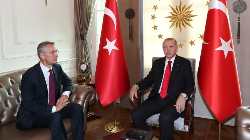 Столтенберг во Анкара на сретна со Ердоган и Чавушоглу