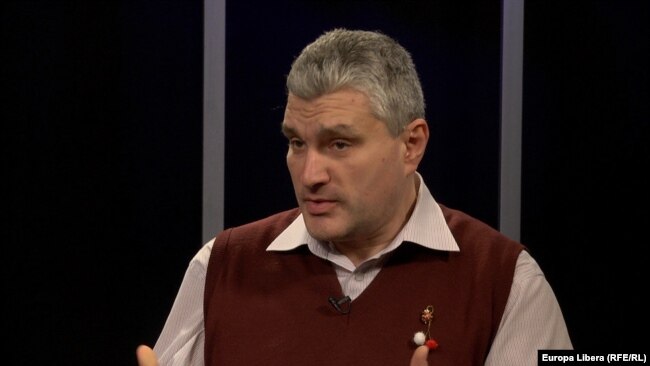 Modificarea Constituției și a sistemului electoral la inițiativa președintelui: pârjoale vechi, pârjoale proaspete...