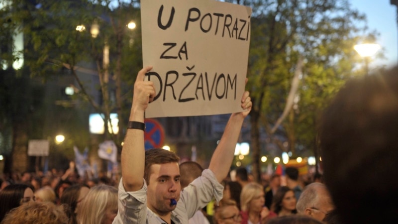 Белград- опозицијата вечерва со протестно шетање до ТВ Пинк