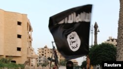 بیرق و نشان داعش 