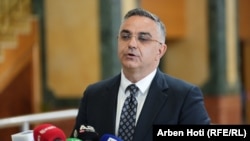 Shefi i Grupit Parlamentar të AAK-së, Besnik Tahiri.