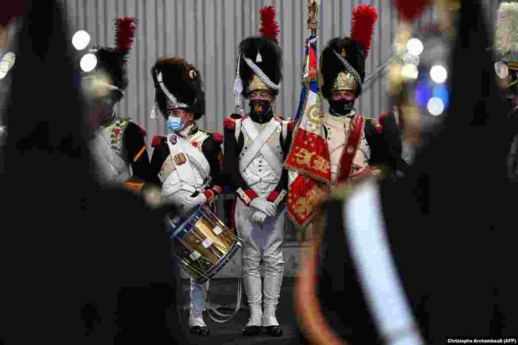 Around 50 volunteers from the Paris Napoleon 2021 association met the coffin when it arrived at Le Bourget on July 13. The remains were formally welcomed home by Genevieve Darrieussecq, the French secretary of state to the defense minister.