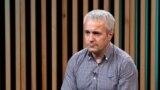 Sociologul Vasile Cantarji de la Centrul de Investigații Sociologice și Marketing „CBS-AXA”, în studioul Europei Libere