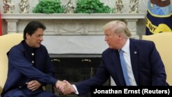 ولسمشر ډونلډ ټرمپ له وزيراعظم عمران خان سره په سپينه ماڼۍ کې. ۲۰۱۹ز کال، ۲۲م جولای