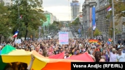 Participanți la Belgrade Pride, 18 septembrie 2021
