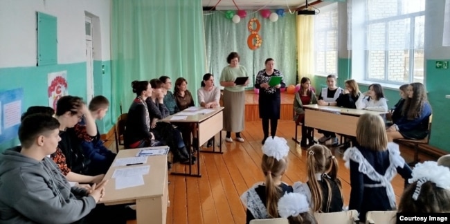 Pushime në një shkollë rurale