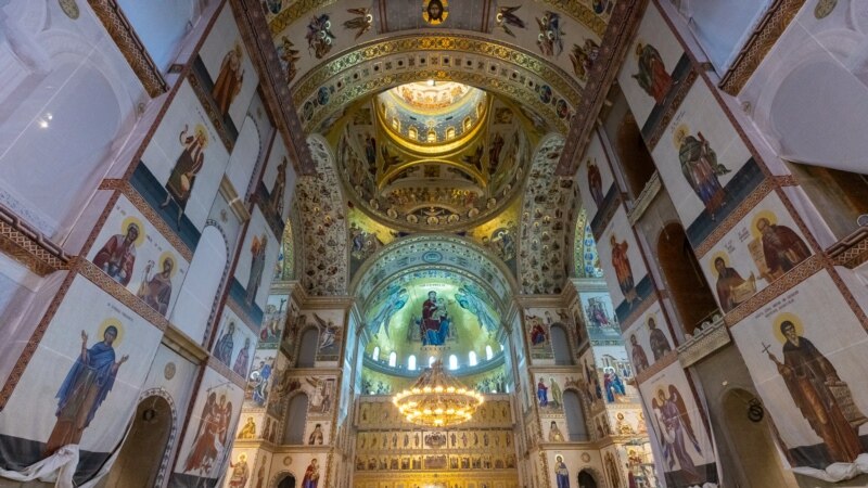 Directorul „Elie Wiesel”cere reacția Poliției sau Parchetului după ce un cor al Patriarhiei ar fi cântat versuri de poetul Radu Gyr