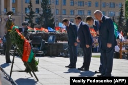 Олександр Лукашенко з синами (зліва направо) Віктором, Дмитром та Миколою (архівне фото)