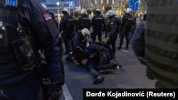 Tokom protesta u više navrata je došlo do sukoba demonstranata i policije, 31. marta 2026.
