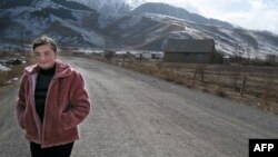 Oksana, o femei kârgâză, a fost răpită ca adolescentă de prietenii beți ai pretendentului. În anii 2000, cam 80% din căsniciile din țara central-asiatică începeau în acest mod.