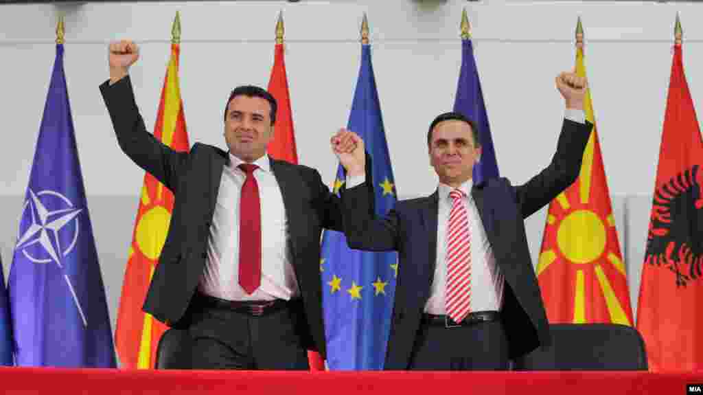 МАКЕДОНИЈА - Државната изборна комисија испрати барање за номинација на членови на избирачките одбори до Беса. Претседателот на ДИК, Оливер Дерковски, претходно рече дека со оглед на моменталната ситуација, местата на Беса треба да ги добие Алијансата за Албанците.