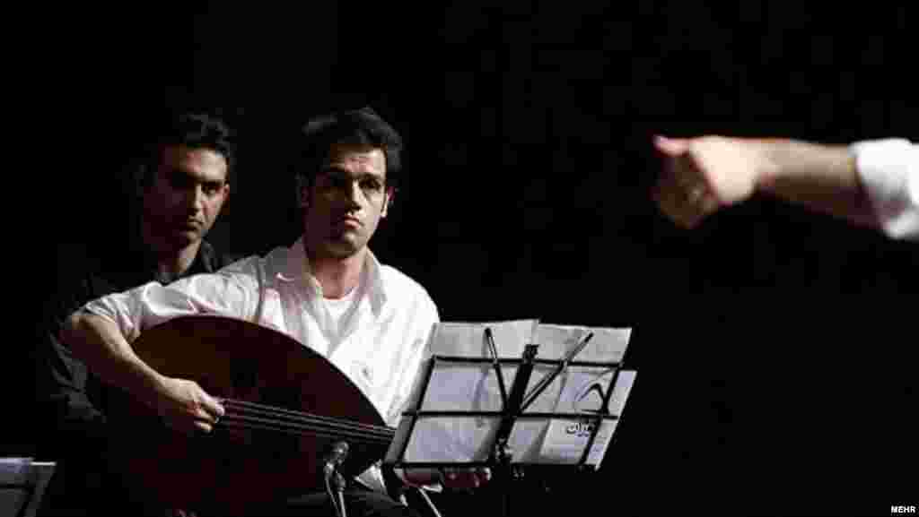 اجرای گروه فوژان در سومین شب از جشنواره موسیقی فجر/ ۲۶ بهمن ۹۰