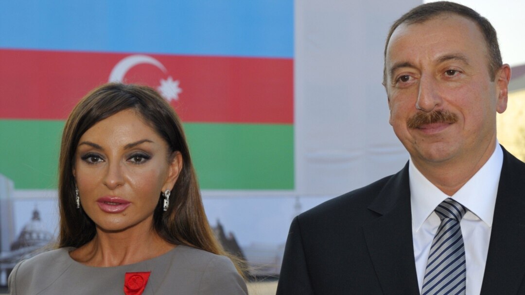 Томпақ сексуалды қыздар