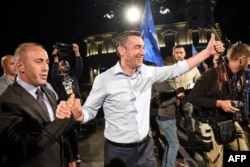 Ramush Haradinaj dhe Kadri Veseli në zgjedhjet e vitit 2017