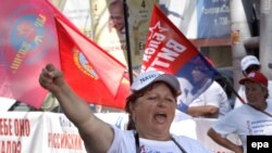 An anti-NATO protest in Odessa 