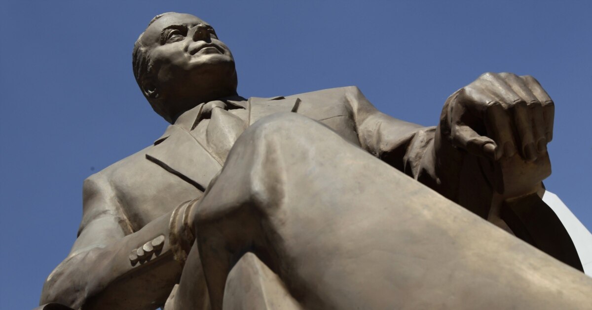 915f3de9-f2a4-40a7-9076-