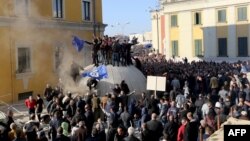 Jedan od prethodnih protesta opozicije u Tirani, ilustrativna fotografija