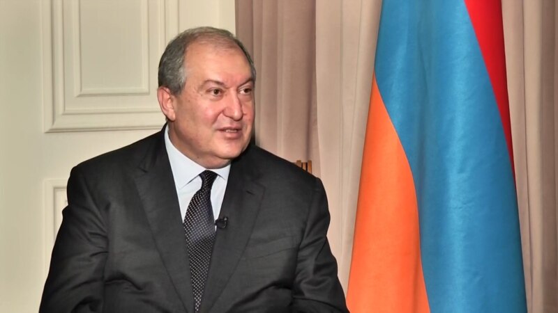 Аппарат президента Армении: Закон «О КС» президент подписал, руководствуясь общегосударственными интересами