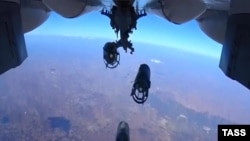 Ռուսական օդուժը Սիրիայում հարված է հասցնում ԻՊ-ի եթակառուցվածքներին, 15-ը հոկտեմբերի, 2015թ.