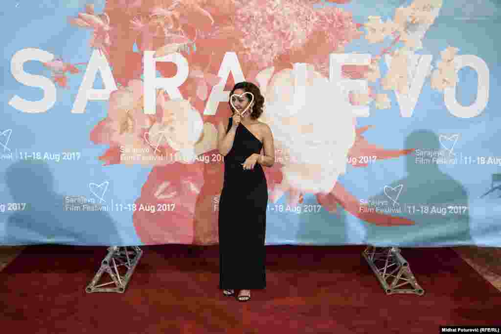Ornela Kapetani dobila je Srce Sarajeva za najbolju žensku ulogu u filmu "Buđenje dana"