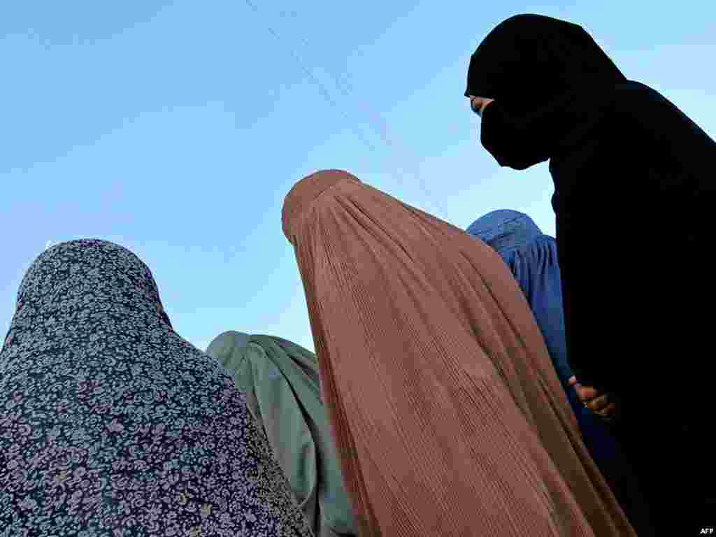 Afganistanske žene na proslavi 8.marta, Međunarodnog dana žena u oblasti Helmand - Foto: Behrouz Mehri / AFP