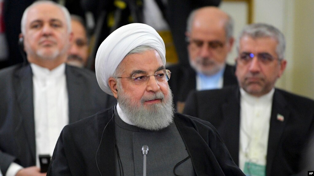 حسن روحانی اندکی پس از انتشار بیانیه ستاد کل نیروهای مسلح، بیانیه‌ای منتشر کرد
