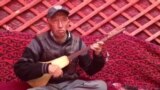 Комузу жок комузчу