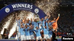 Manchester City-ն տոնում է հաղթանակը, «Քեմալ Աթաթուրք» մարզադաշտ, Ստամբուլ, 10-ը հունիսի, 2023թ. 