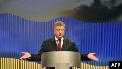 Петр Порошенко на пресс-конференции в Киеве 14 января