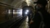 Цьогоріч у метро Києва зафіксували 30 випадків «зачепінгу», затримали 15 осіб – Кличко