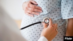 În R. Moldova, indemnizaţia de maternitate se acordă la a 30-a săptămână de sarcină