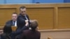 Milorad Dodik u skupštinskom restoranu sa poslanicima svoje stranke, tokom verbalnog sukoba sa Draškom Stanivukovićem