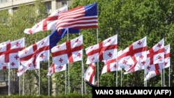 „სიცრუესა და მცდარ შეხედულებებზე საუკეთესო პასუხი მეტი სიტყვის თავისუფლებაა და არა იძულებით დამყარებული დუმილი“ - აშშ-ის საელჩო