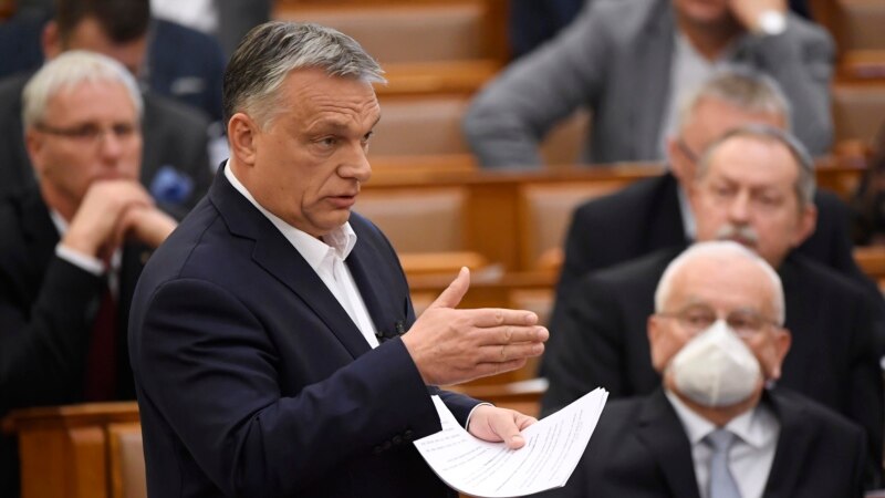 Wengriýanyň parlamenti premýer-ministr Orbana täze ygtyýarlyk berýän kanunyň taslamasyny tassyklamaga taýýarlanýar  