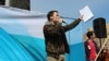 Антон Жуковец на митинге "Он нам не царь" в Иркутске, 5 мая 2018 года 