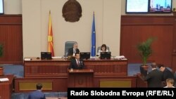 Скопје-Премиерот Зоран Заев на пленарна седница во Парламент најави дека ќе го повлече предлогот да биде министер за финансии ,26.06.2019