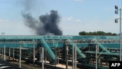 Дым над вокзалом в Донецке, 21 июля 2014 года