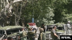 НАТО қўшинларининг тўхтовсиз амалиëтларига қарамай¸ Афғонистон бўйлаб зўравонлик кўлами кенгайиб бормоқда.
