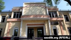 Здание Министерства здравоохранения Узбекистана.