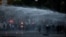 Policija koristi vodene topove za rastjerivanje demonstranata u Tirani 20. oktobra.