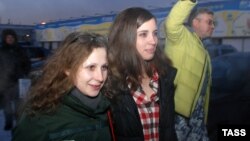 Мария Алёхина и Надежда Толоконникова (архивное фото)