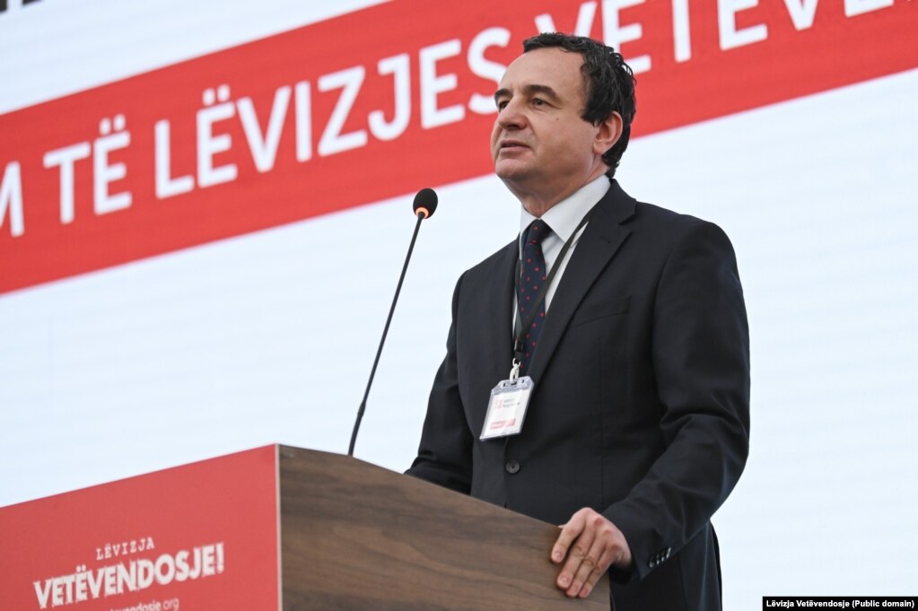 Kryeministri në detyrë i Kosovës njëherësh kreu i Lëvizjes Vetëvendosje, Albin Kurti. Fotografi nga arkivi.