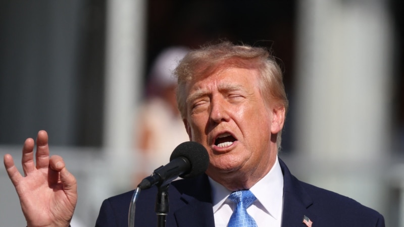 Трамп заявив, що казав Зеленському про необхідність «пригальмувати» з ударами по НПЗ в Росії