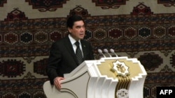 Prezident Gurbanguly Berdimuhamedow 