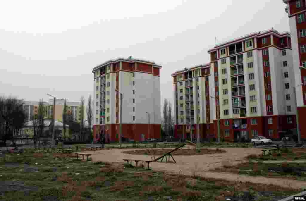 Бомпӯшиҳои рангини Душанбе #20