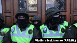 Kiýewiň köçe polisiýasy (illýustrasiýa) 